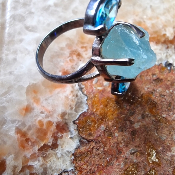 Vintage Blue Topaz & Raw Aquamarine Sterling Silver Ring - Picture 2 of 6